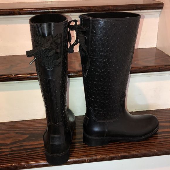 COACH Jacquard Signature C Laced Up Back Bow Heeled Black Rainboots Sz 9 - Picture 14 of 17